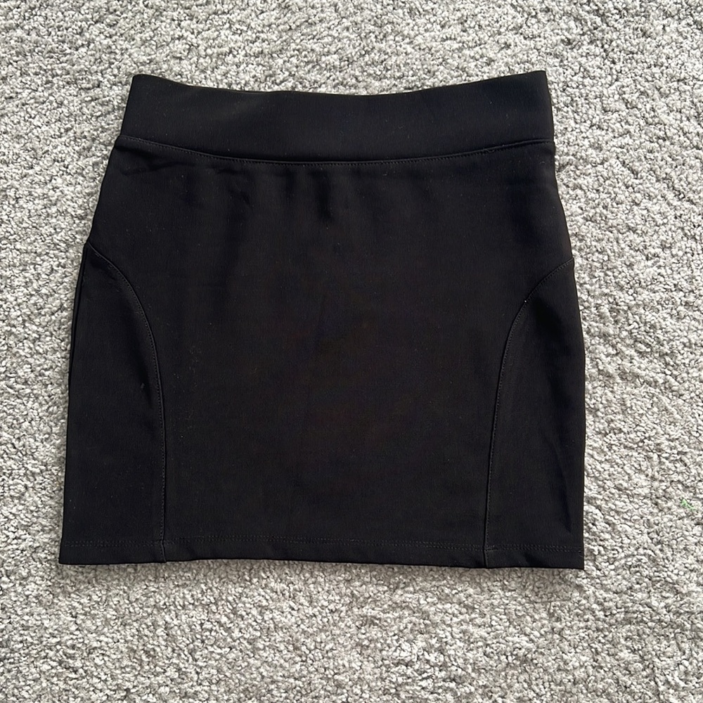 Perfect little black mini skirt